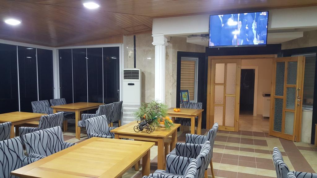Green Garden Otel 凯梅尔 外观 照片